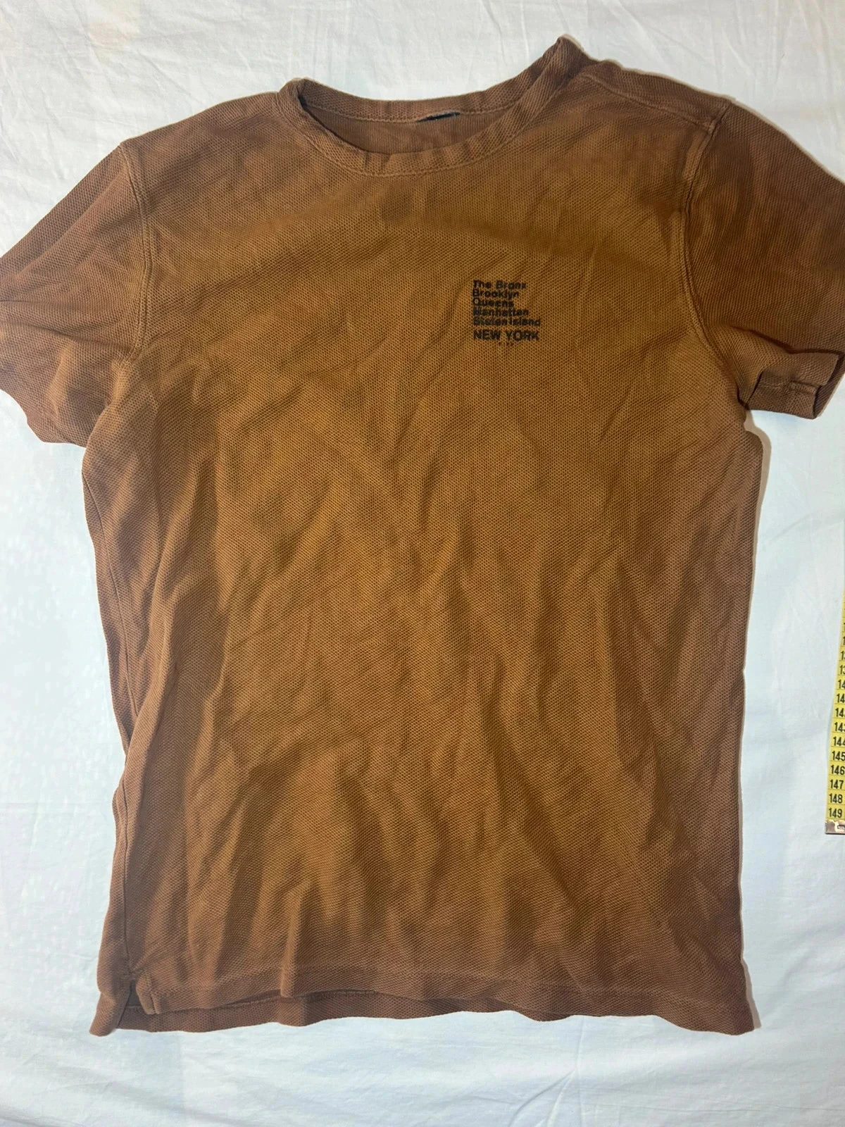 Camiseta impresa marrón vintage – photo 2
